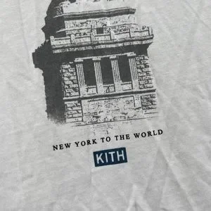 KITH Just Us Statue of Liberty Tシャツ KITH キス JUST US 自由の女神 ロゴプリント半袖Tシャツ